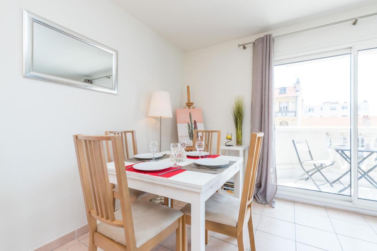 Swimming Pool & Ac 1 Bedroom Nizza