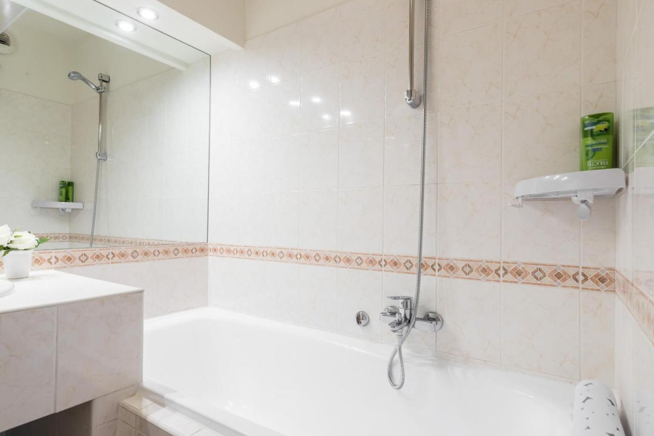Swimming Pool & Ac 1 Bedroom Nizza