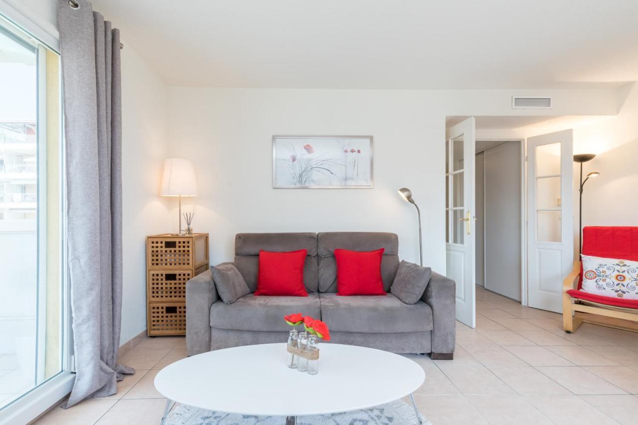Swimming Pool & Ac 1 Bedroom