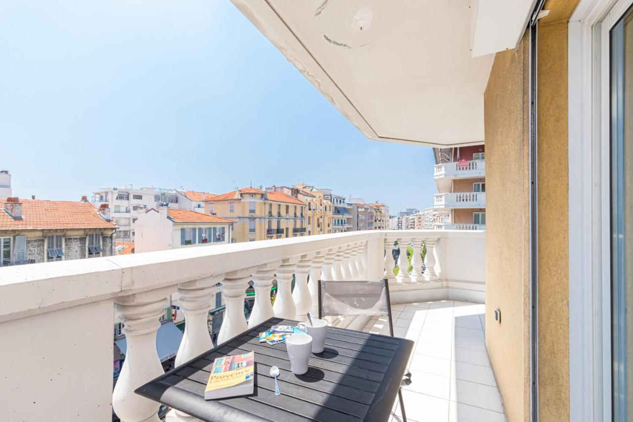Apartment Swimming Pool & Ac 1 Bedroom Nizza